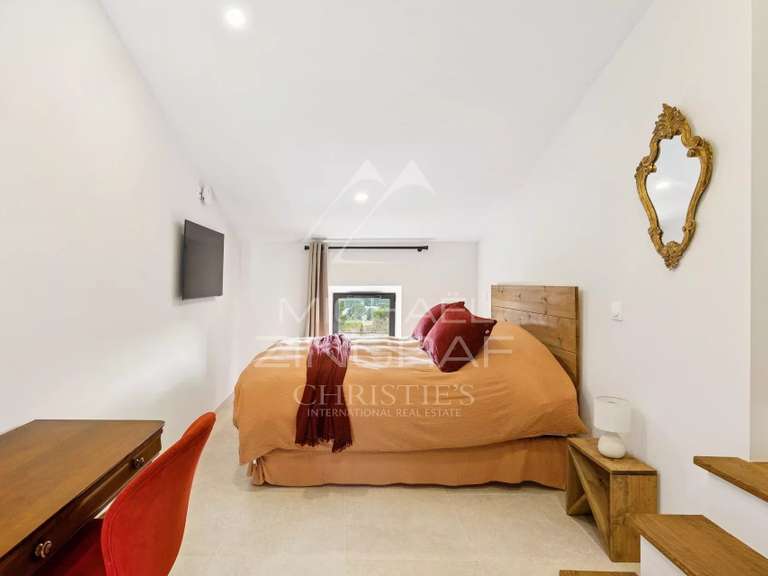 Maison Spéracèdes - 6 chambres - 200m²