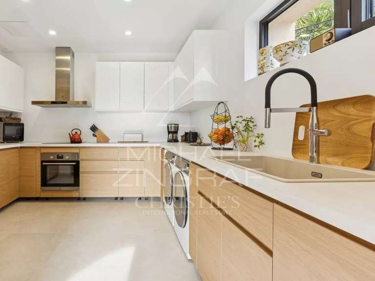 Maison Spéracèdes - 6 chambres - 200m²