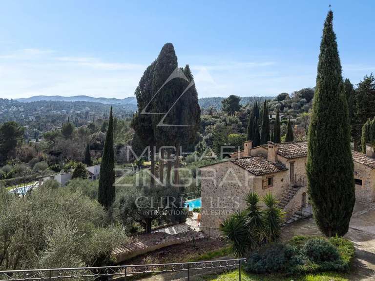 Maison Spéracèdes - 6 chambres - 200m²