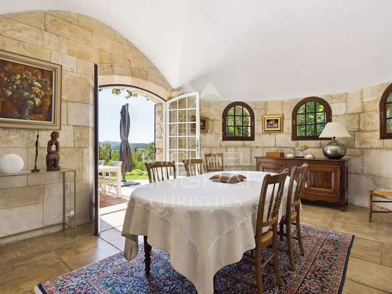 Maison Spéracèdes - 4 chambres - 200m²