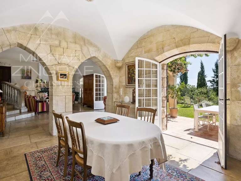 Maison Spéracèdes - 4 chambres - 200m²