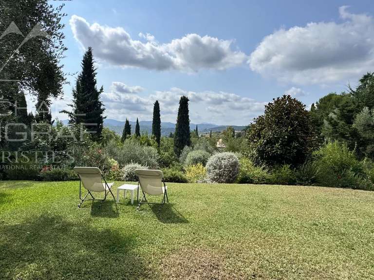 Maison Spéracèdes - 4 chambres - 200m²