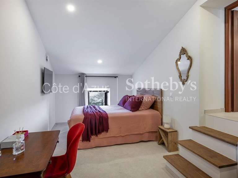 Maison Spéracèdes - 5 chambres - 171m²