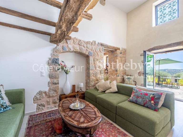 Maison Spéracèdes - 5 chambres - 171m²