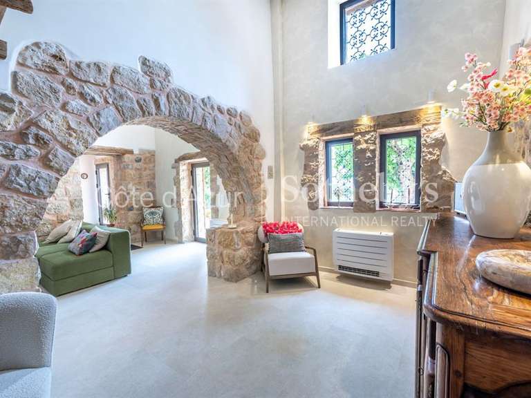 Maison Spéracèdes - 5 chambres - 171m²