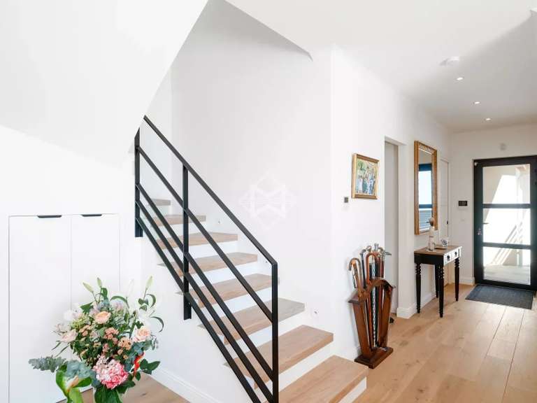 Villa Spéracèdes - 4 bedrooms - 158m²