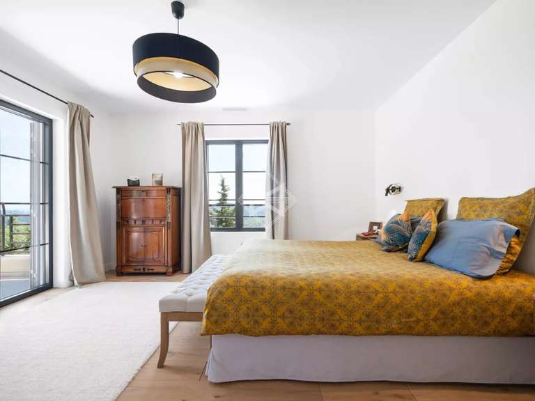 Villa Spéracèdes - 4 bedrooms - 158m²