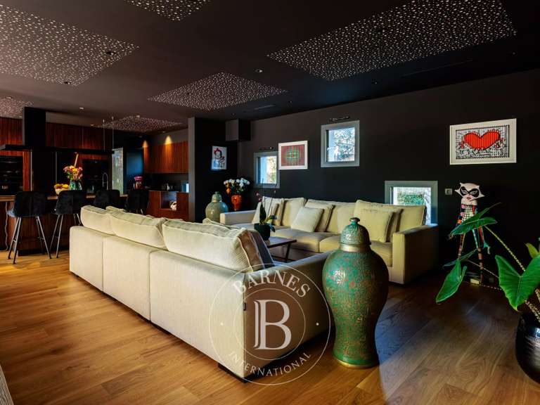 Maison Sucé-sur-Erdre - 4 chambres - 234m²