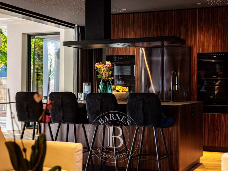 Maison Sucé-sur-Erdre - 4 chambres - 234m²