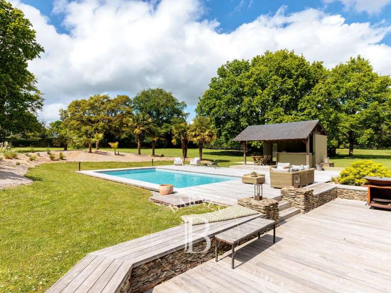 Maison Sucé-sur-Erdre - 577m²