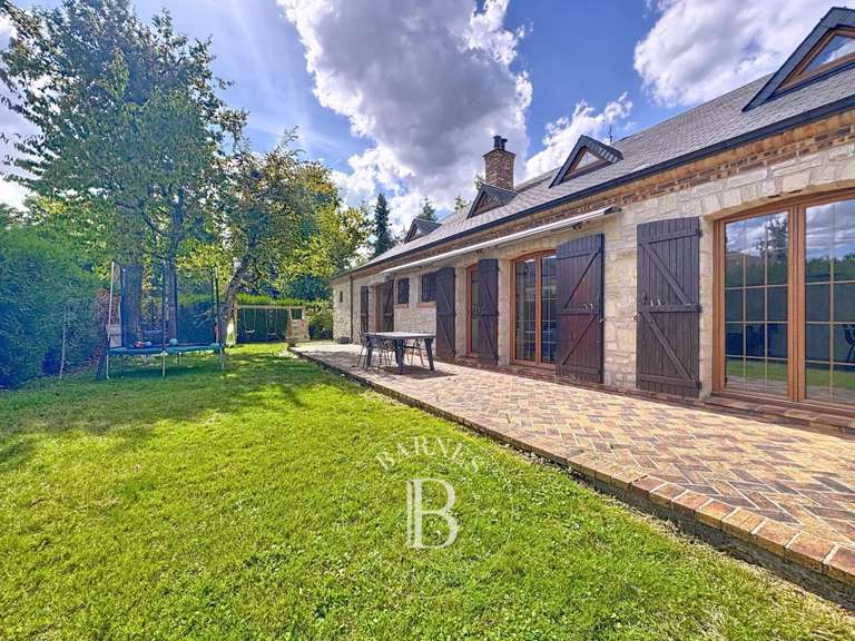 House Sucy-en-Brie - 4 bedrooms - 368m²