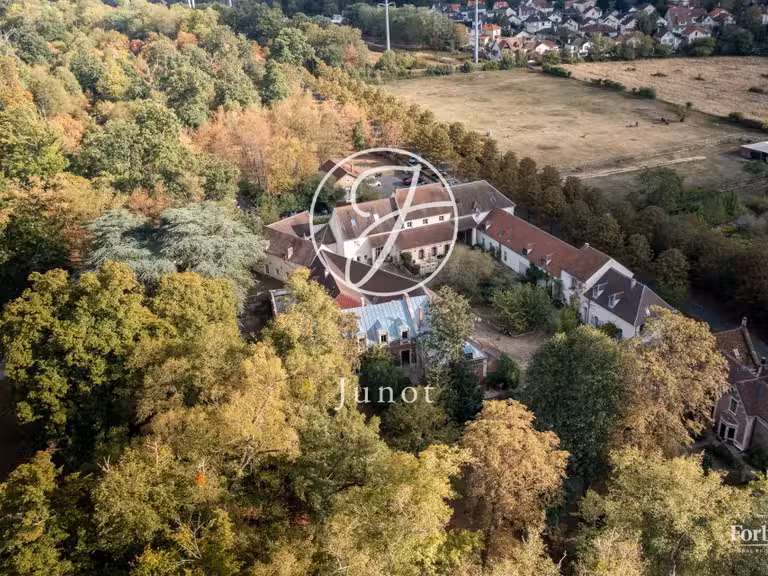 Maison Sucy-en-Brie - 4 chambres - 269m²