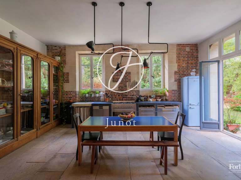 Maison Sucy-en-Brie - 4 chambres - 269m²
