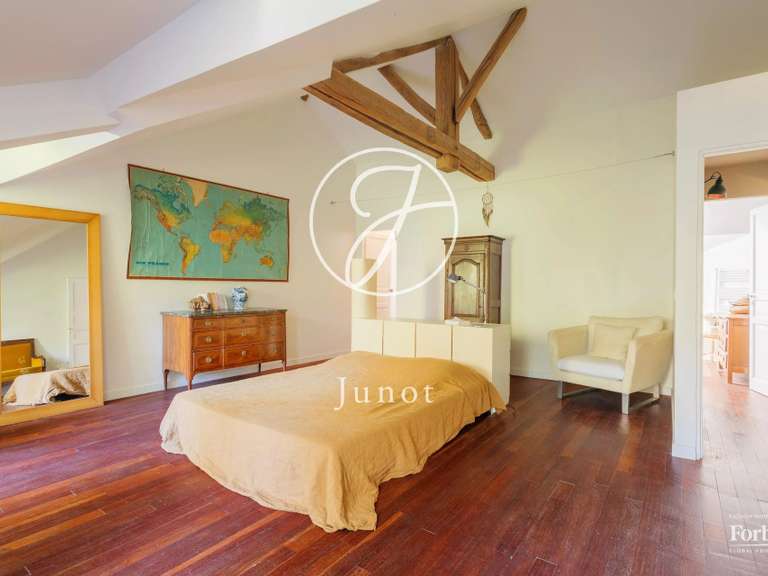 Maison Sucy-en-Brie - 4 chambres - 269m²