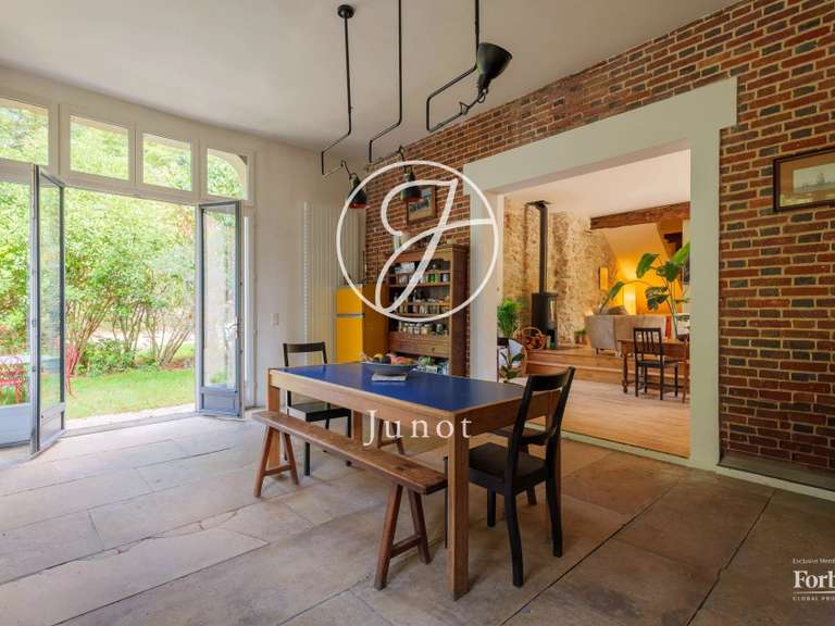 Maison Sucy-en-Brie - 4 chambres - 269m²