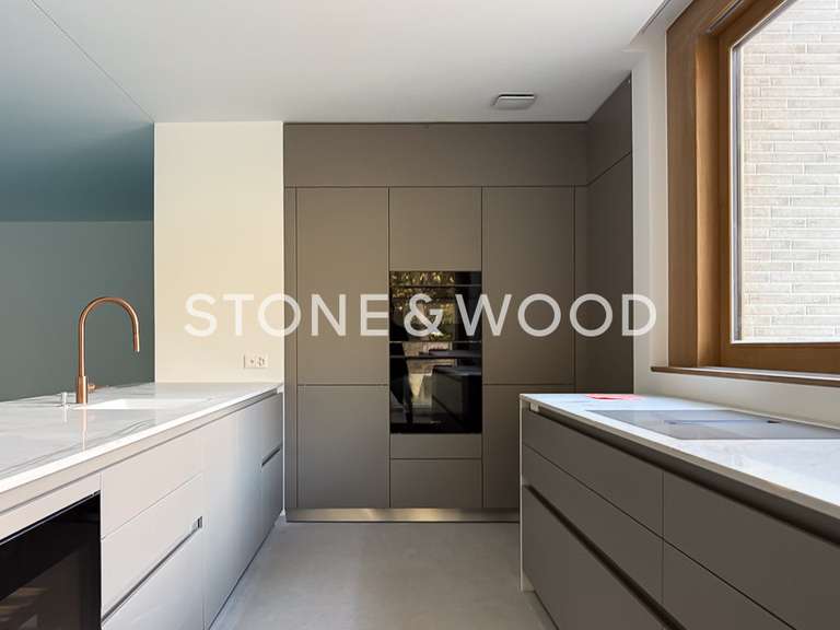 Appartement Suisse - 3 chambres - 182m²