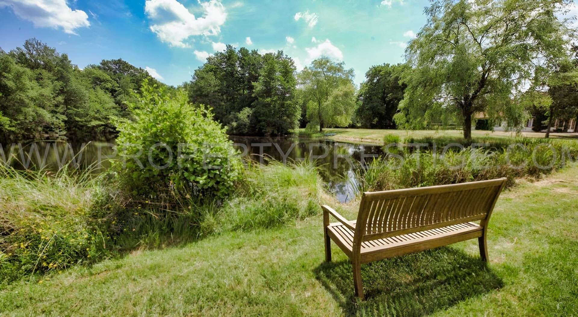 Sale Villa SullysurLoire 5 650 000€ 850m²