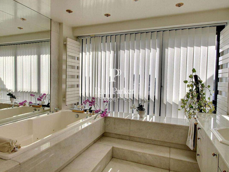 Apartment Suresnes - 4 bedrooms