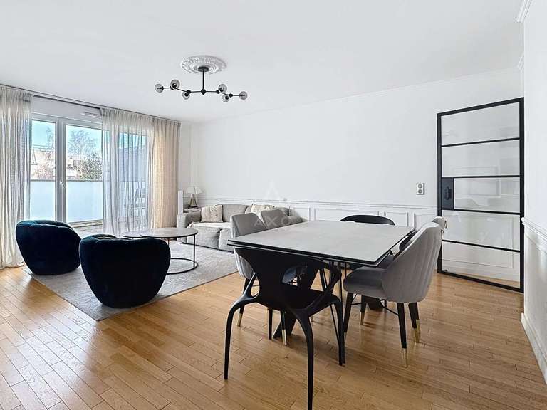 Apartment Suresnes - 3 bedrooms
