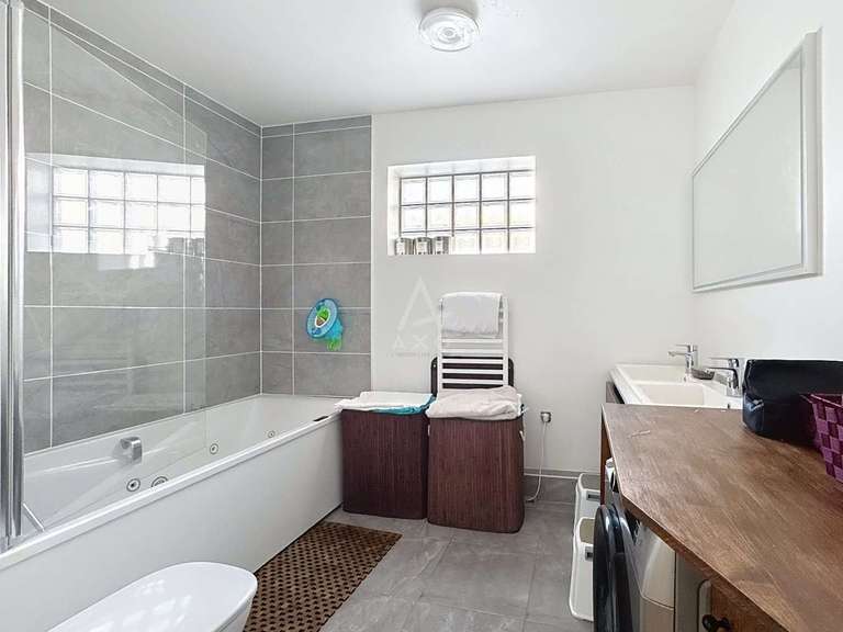 Appartement Suresnes - 3 chambres