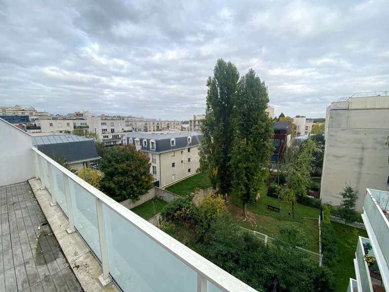 Appartement Suresnes - 3 chambres