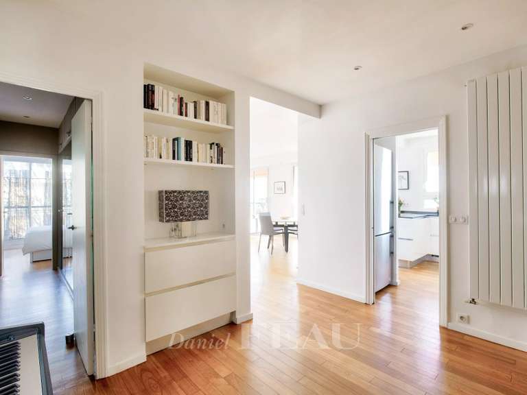 Appartement Suresnes - 3 chambres - 109m²