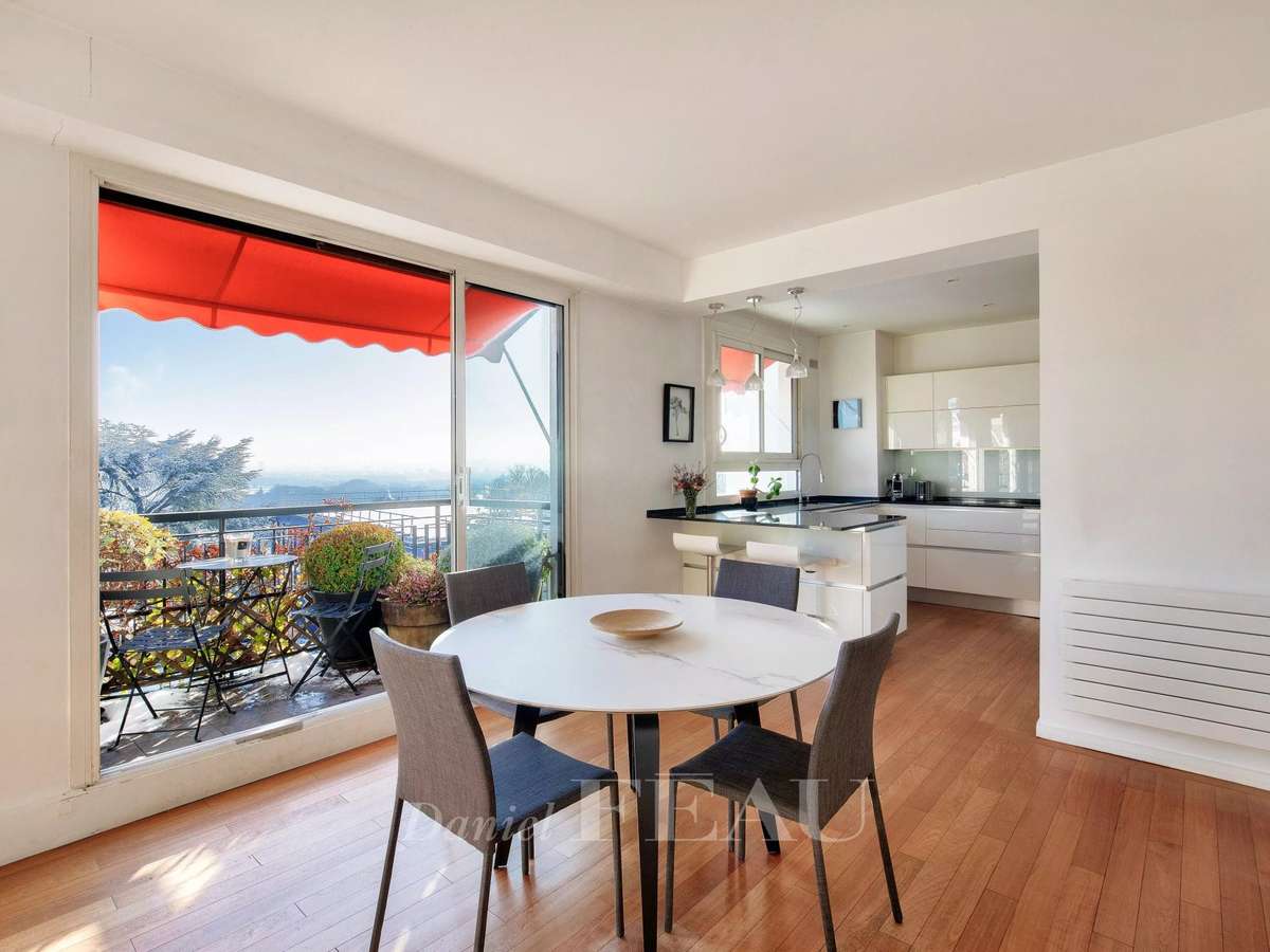 Appartement Suresnes