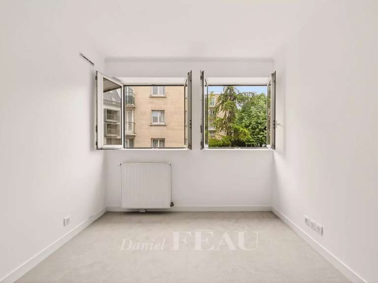 Appartement Suresnes - 3 chambres - 97m²