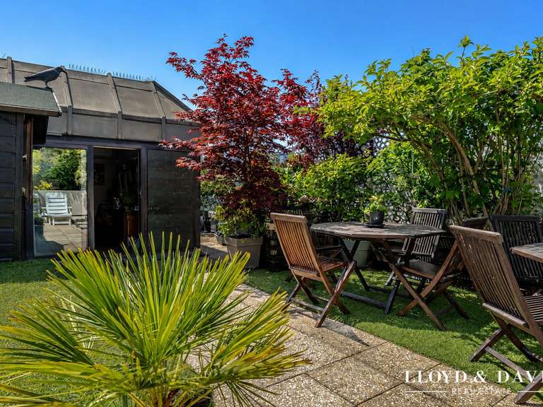 Appartement Suresnes - 5 chambres - 163m²