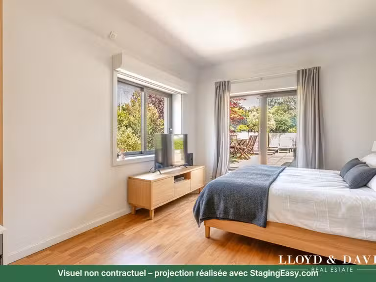 Appartement Suresnes - 5 chambres - 163m²