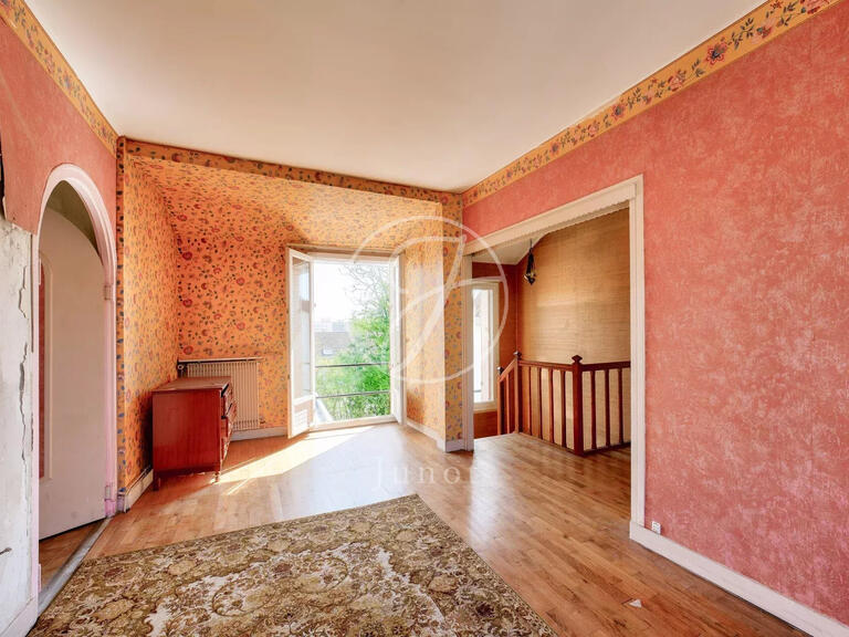 Maison Suresnes - 140m²