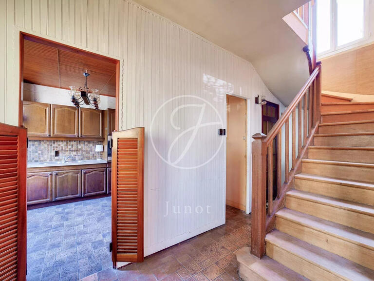 Maison Suresnes - 140m²