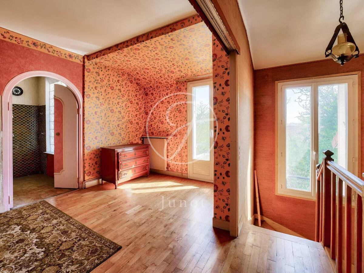 House Suresnes
