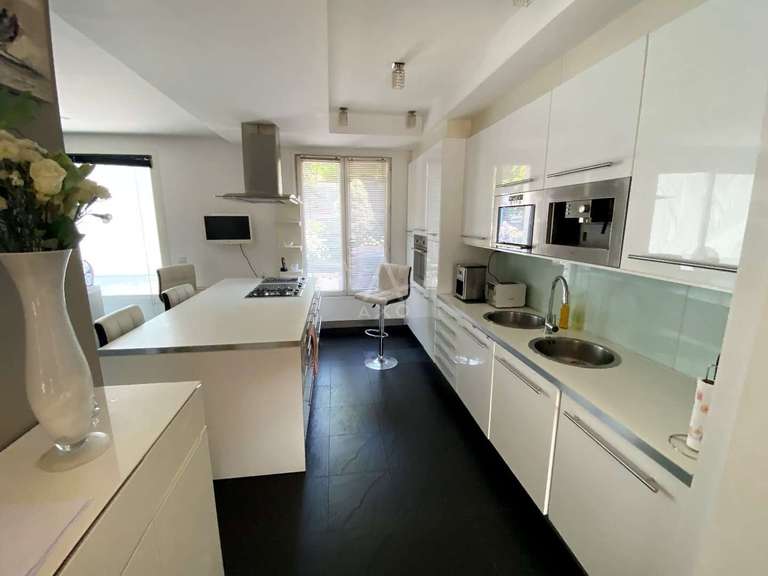 Maison Suresnes - 3 chambres