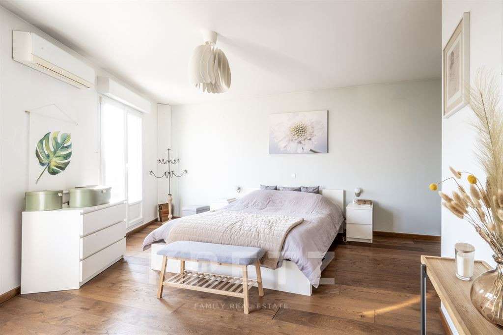 Maison Suresnes