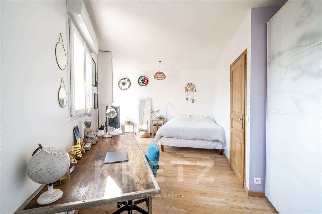 Maison Suresnes