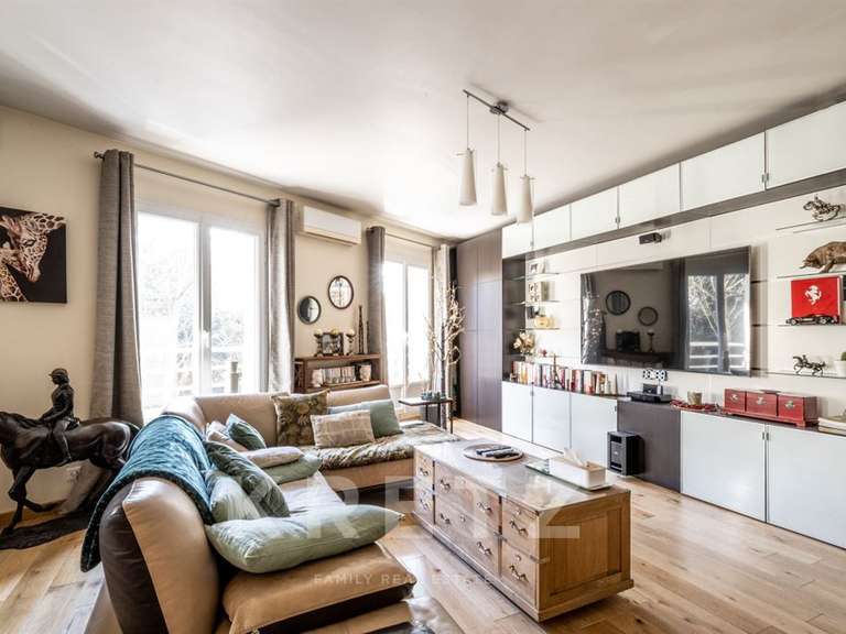 Maison Suresnes - 5 chambres - 298m²