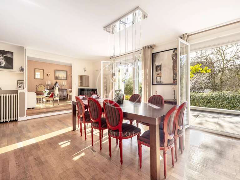 Maison Suresnes - 4 chambres - 296m²