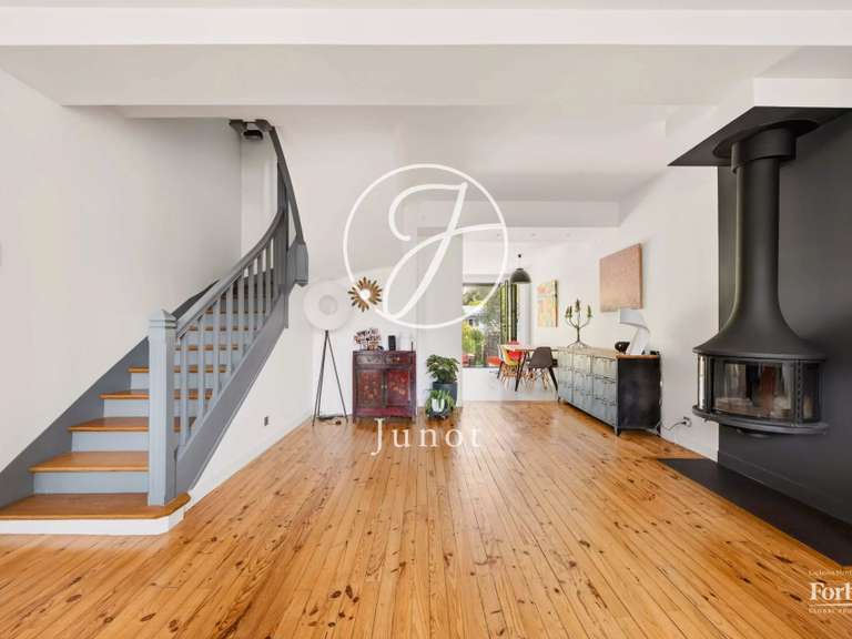 Maison Suresnes - 5 chambres - 232m²