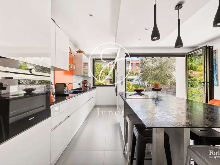 Maison Suresnes - 5 chambres - 232m²