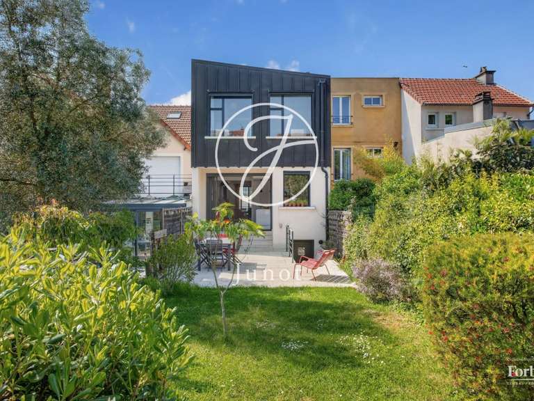 Maison Suresnes - 5 chambres - 232m²
