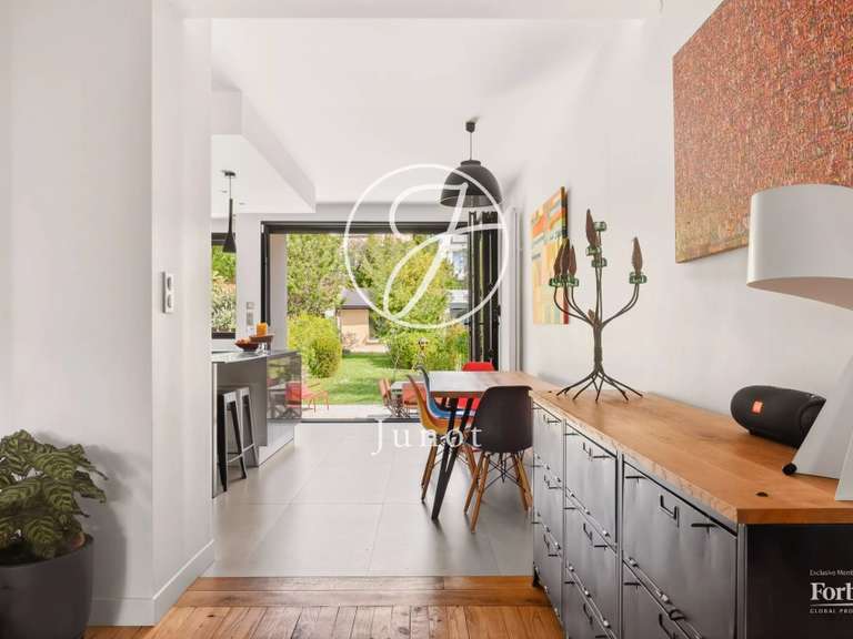 Maison Suresnes - 5 chambres - 232m²