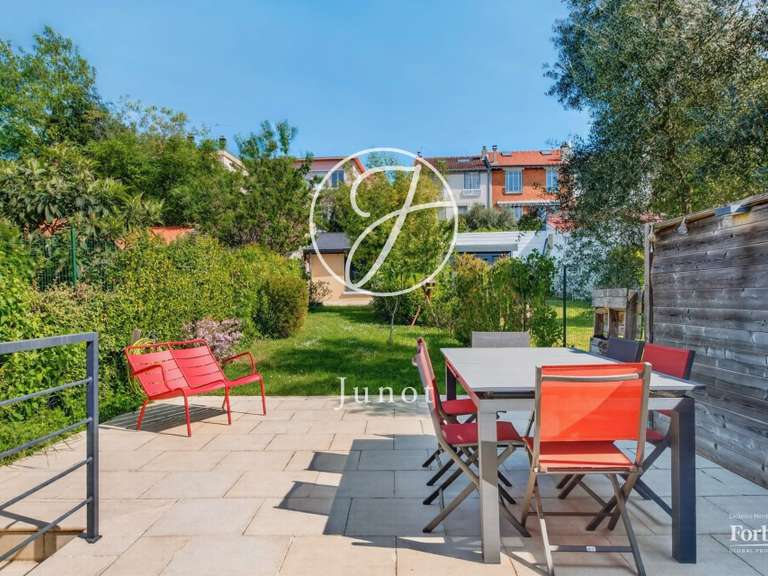 Maison Suresnes - 5 chambres - 232m²