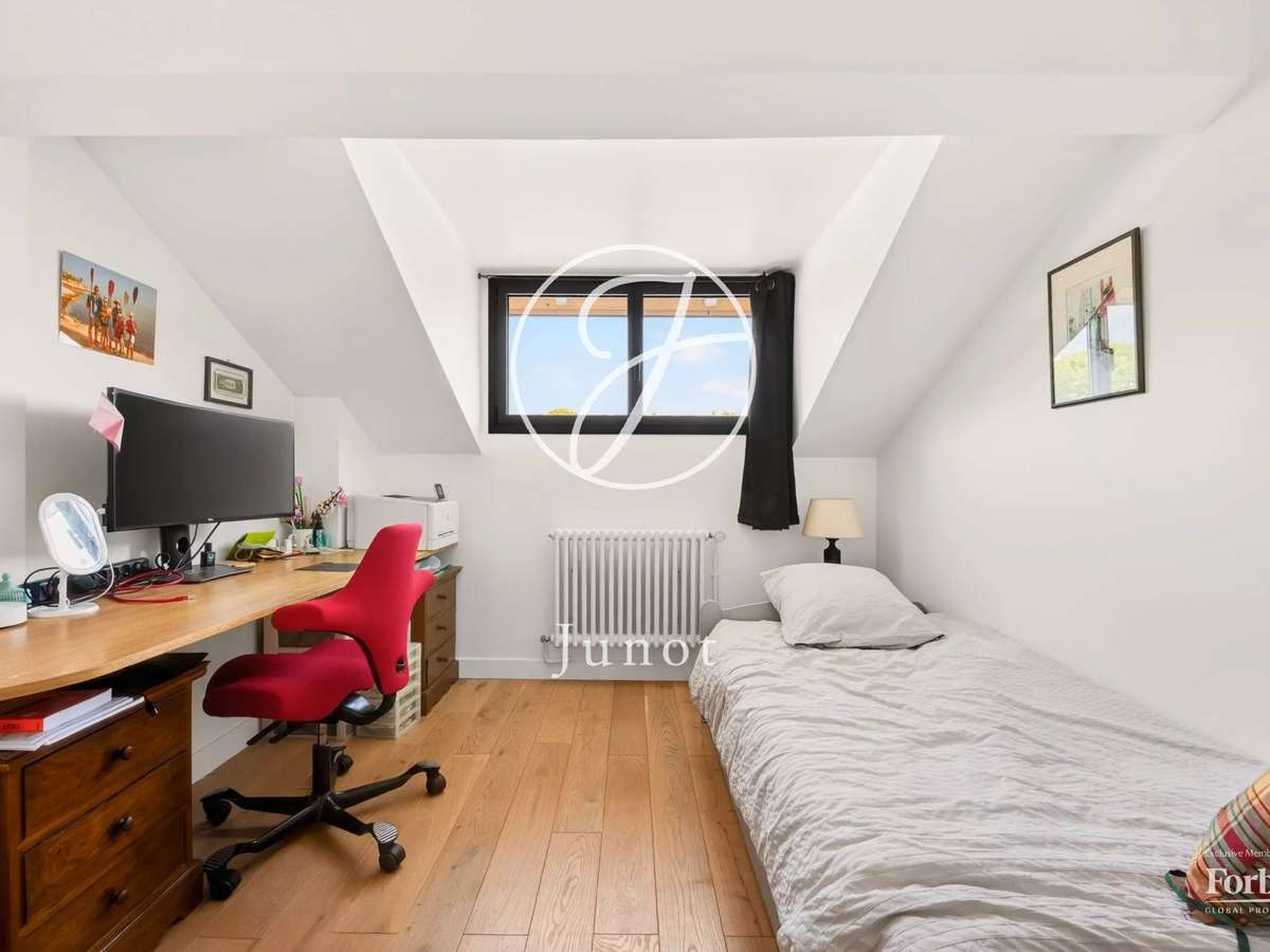 Maison Suresnes