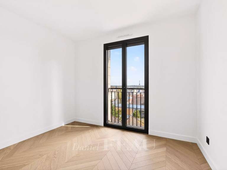 Maison Suresnes - 5 chambres - 191m²