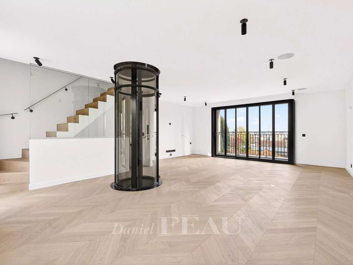 Maison Suresnes