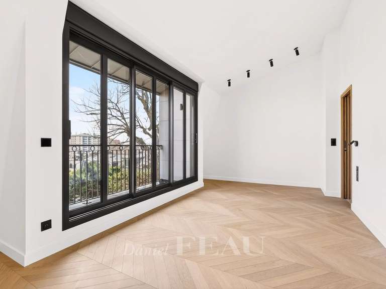 Maison Suresnes - 5 chambres - 191m²