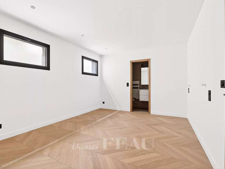 Maison Suresnes - 5 chambres - 191m²