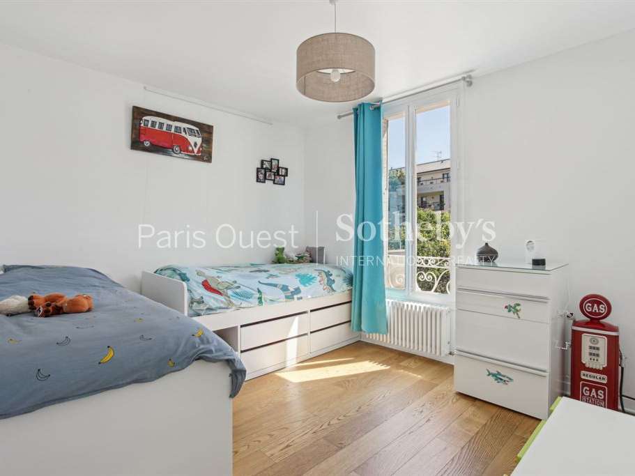 Maison Suresnes
