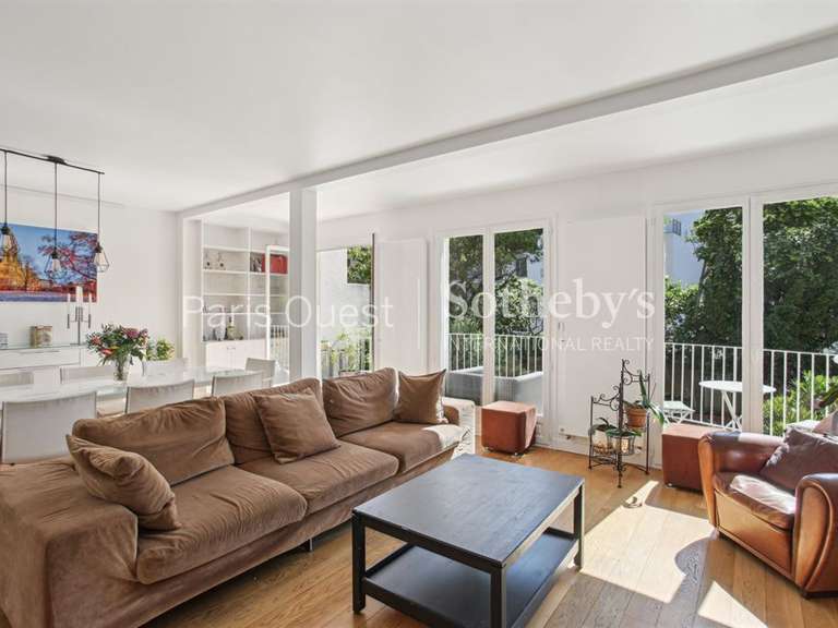 Maison Suresnes - 4 chambres - 192m²